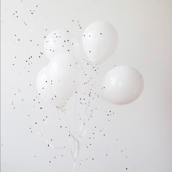 Meet your Posher, Stephanie! - Picture 2 of 2